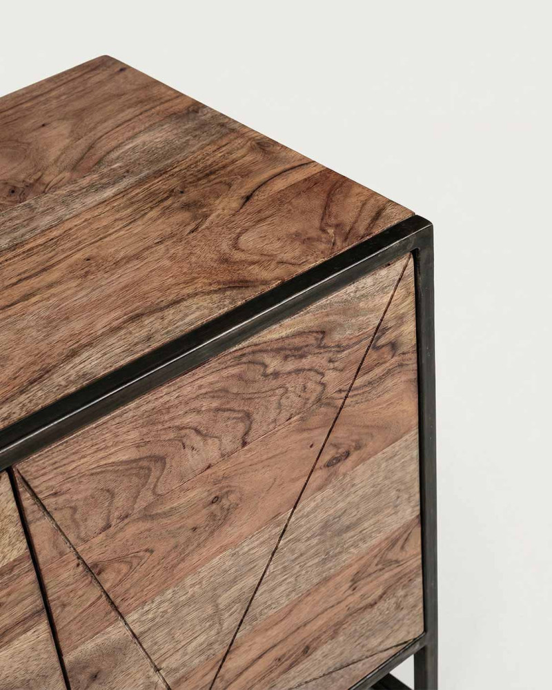 Aparador de madera con diseño | Elegancia artesanal en reyhome.com