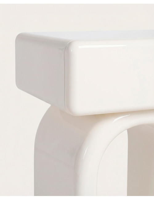 Mesita Lacado Crema Dormitorio NOVEN | Rey Home