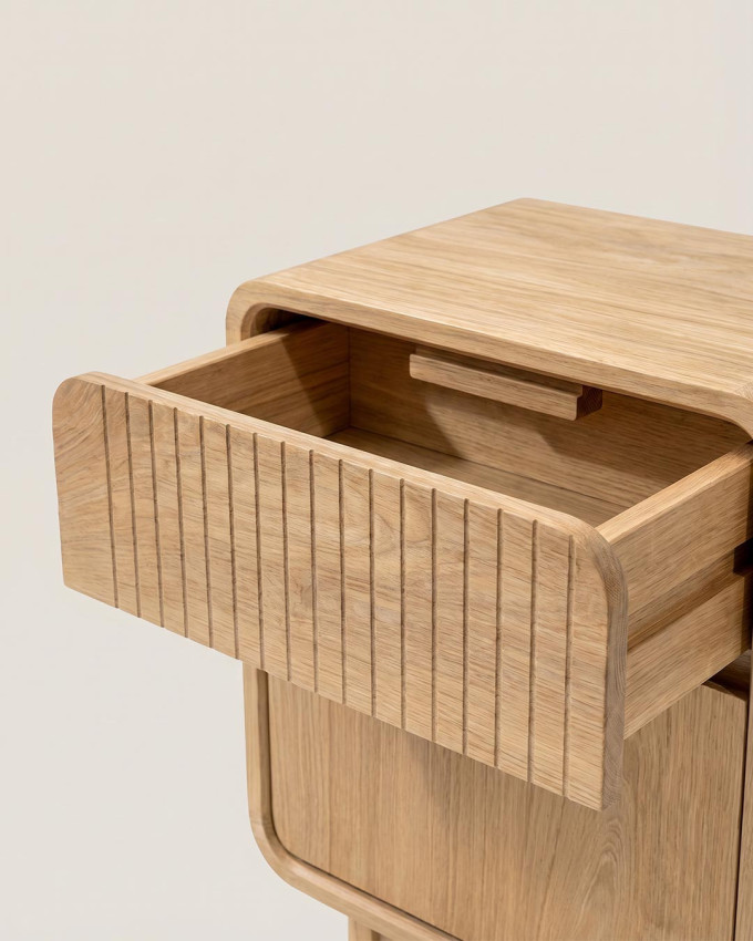Mesita teka 1 cajón y 1 puerta TARVIA