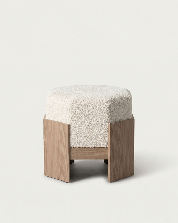 Puf elevado con patas madera MIRKEN