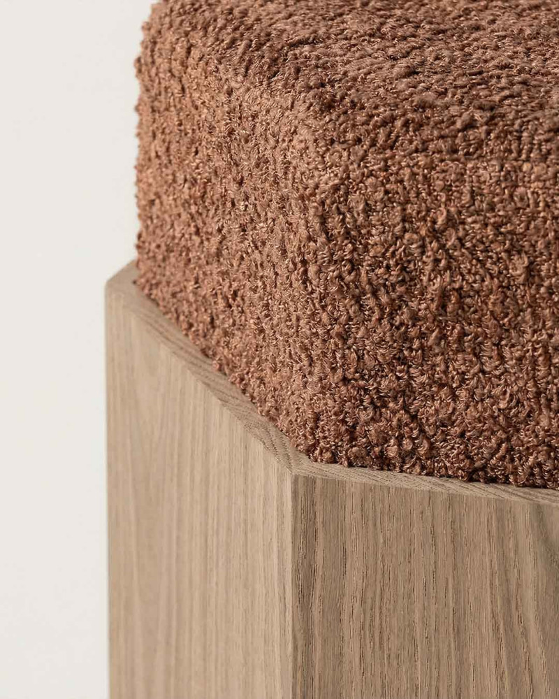 Puf elevado DM-tejido MIRKEN teja detalle