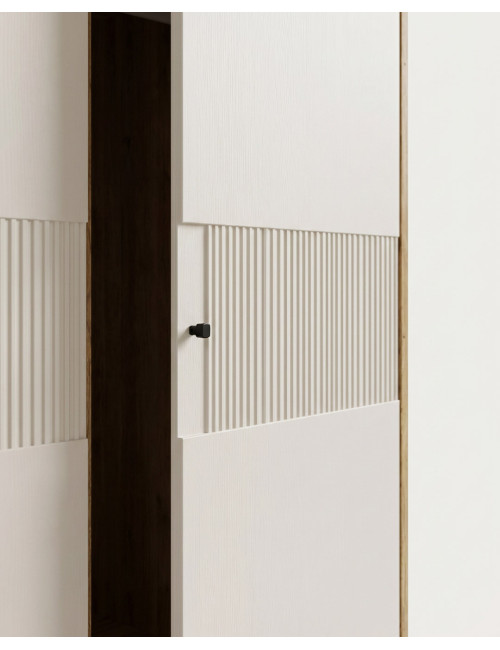Armario de 4 puertas batientes VARSOVIA-detalle