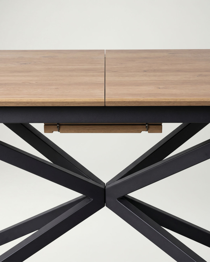 Mesa comedor extensible DM-metal SOLARO detalle del centro