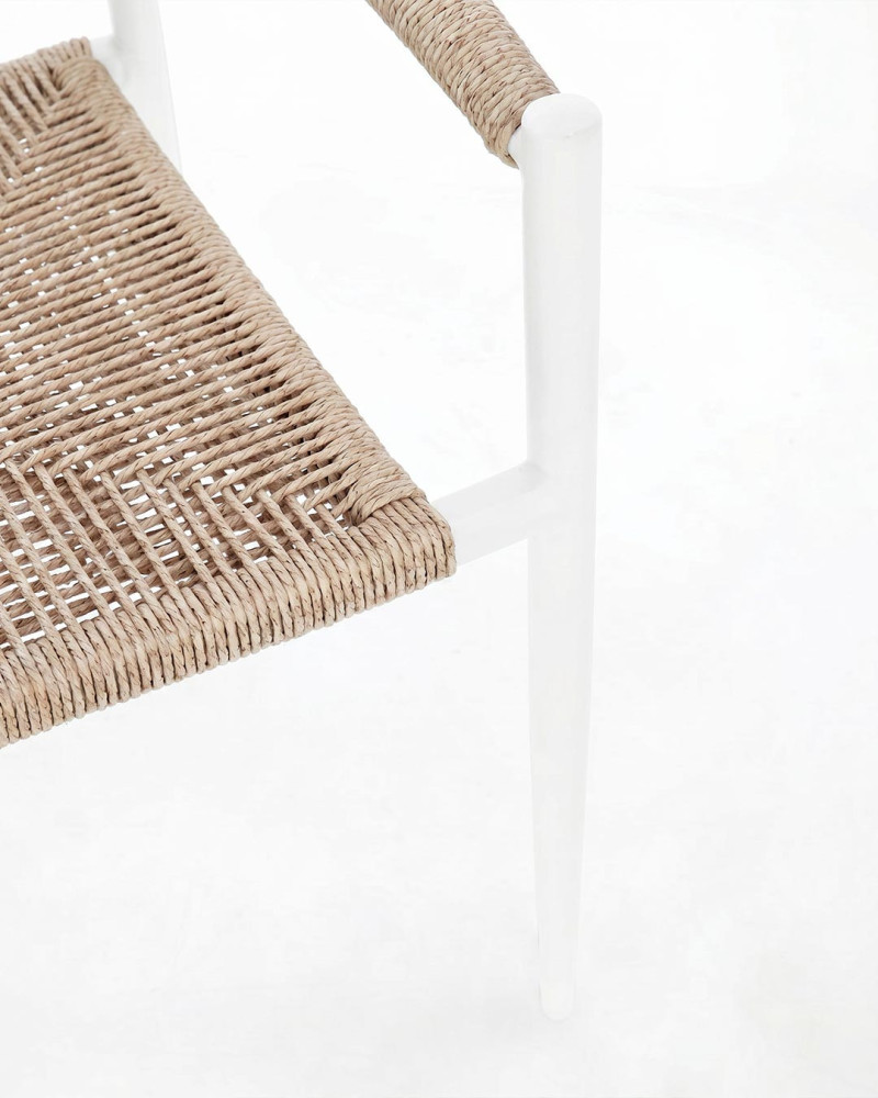 Silla exterior CALDORA detalle pata asiento