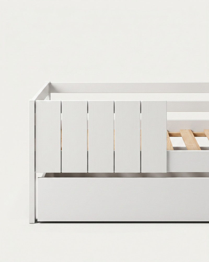 Cama infantil cabaña KAI VISTA DETALLE DE LA PARTE IZQUIERDA