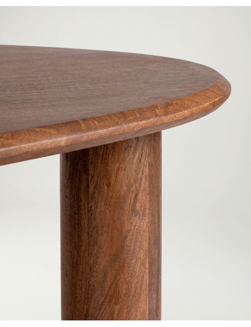 Descubre la mesa de comedor MONTERO