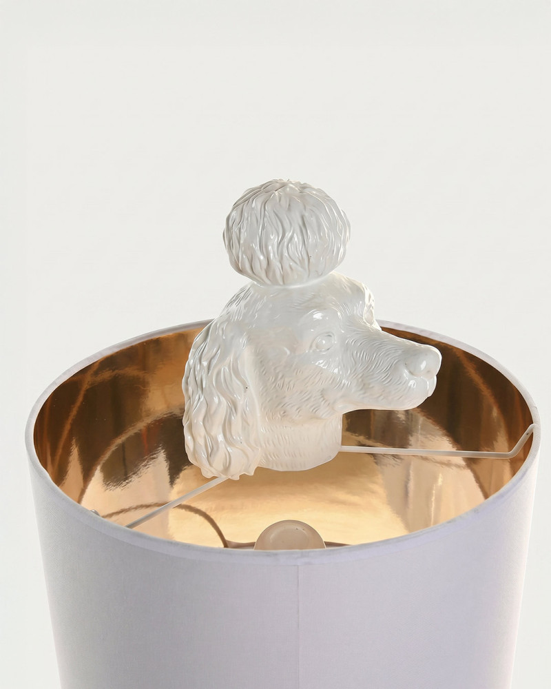 Lámpara mesa resina perro blanco ZAVEN vista ampliada en diseño perro