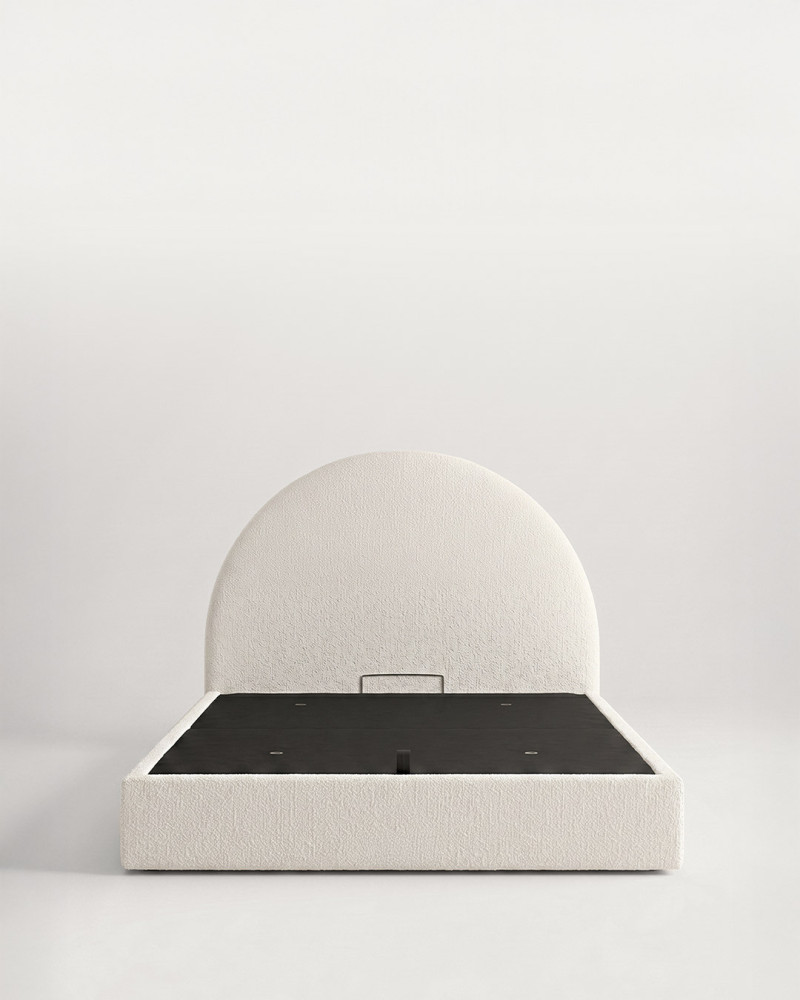 Cama tapizada diseño exclusivo LUREKA vista frontal crema