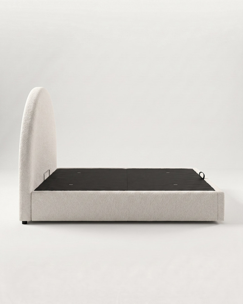 Cama tapizada diseño exclusivo LUREKA vista lateral crema