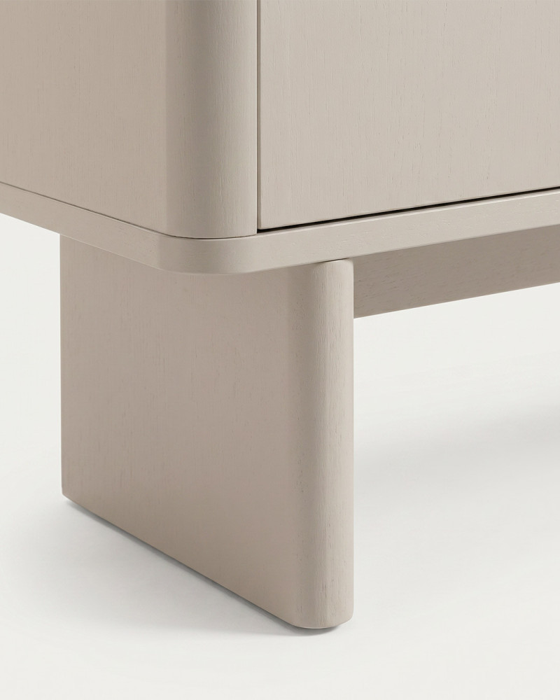 Mueble auxiliar SAMIR vista de detalle de la parte inferior del mueble beige