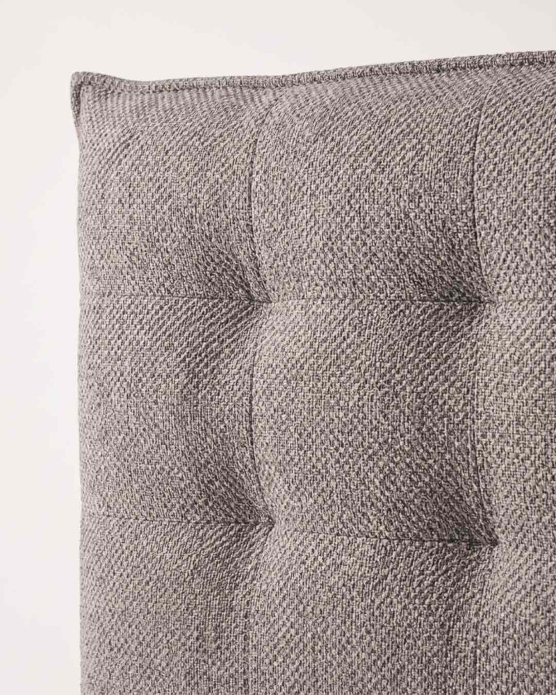 Cama tapizada con cabecero y canapé  ELVA detalle