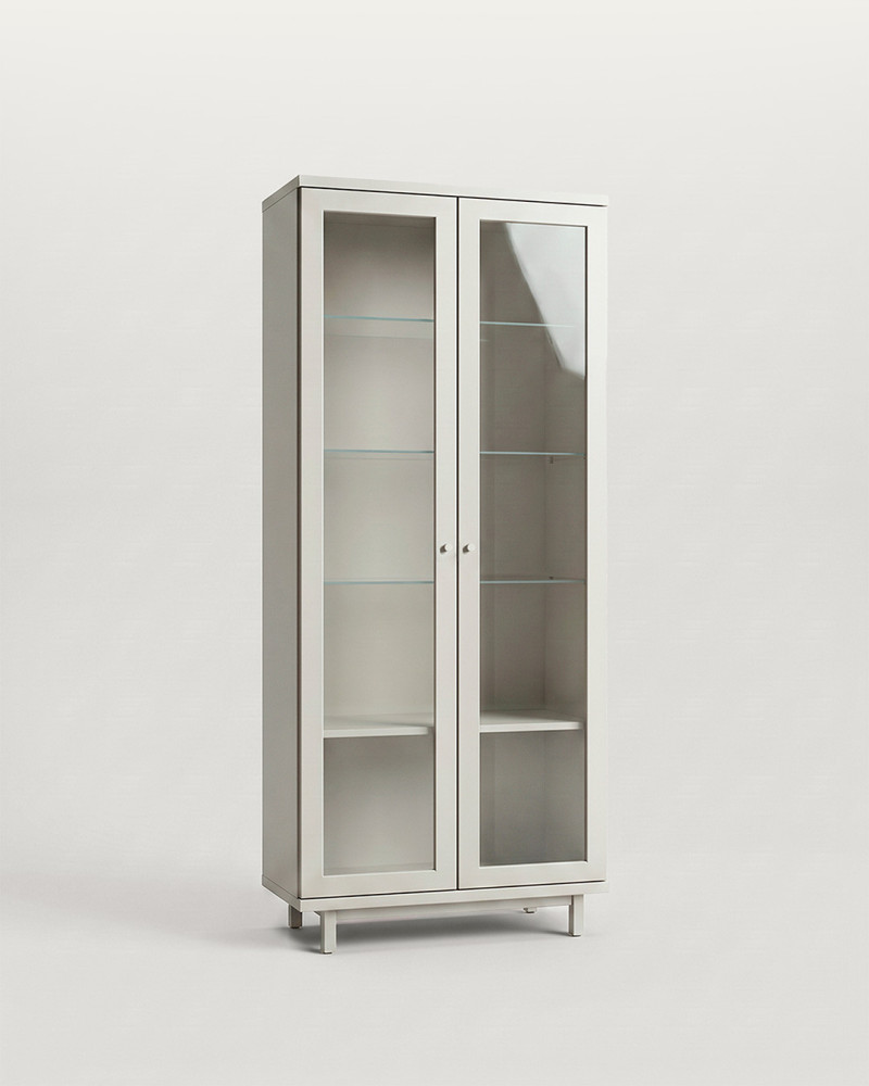 Vitrina 2 puertas cristal patas metálicas LECCE | Rey Home